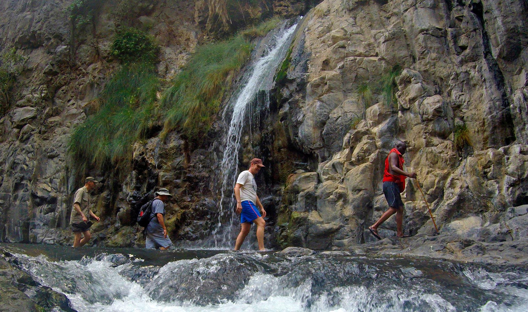 headerpic_waterfall_natron-featured